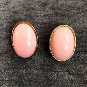 Vintage Earrings Pink Oval Clip On NWOT